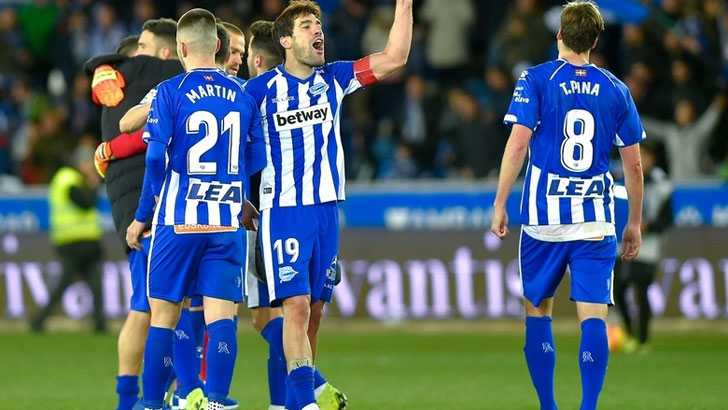 Pina in action for Alaves Pina in action for Alaves